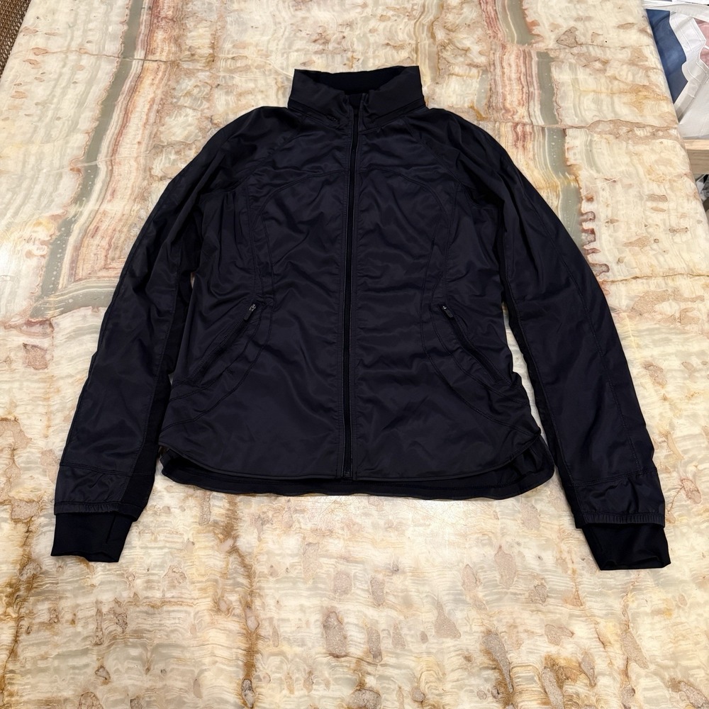 Lululemon Women's Size 12 Black Full Zip Running Jacket Thumbholes Zip Pockets